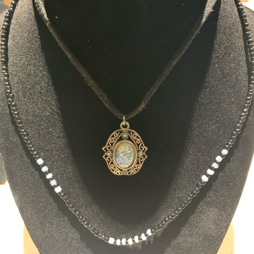 Unique Necklace Set